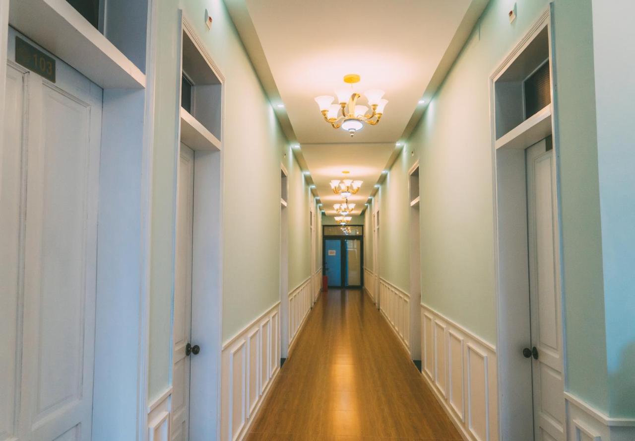 Bamboo Hotel Дананг Екстериор снимка