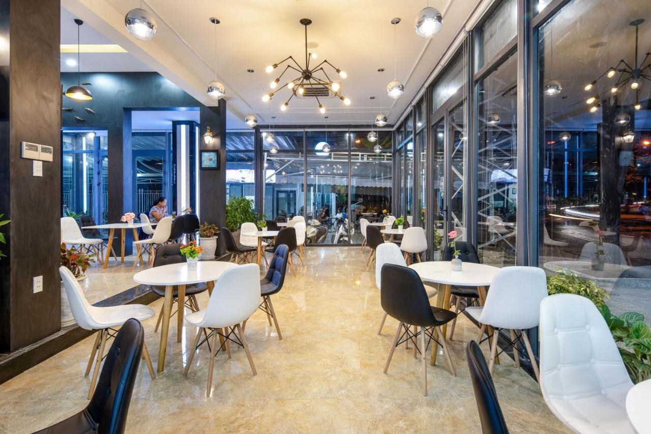 Bamboo Hotel Дананг Екстериор снимка